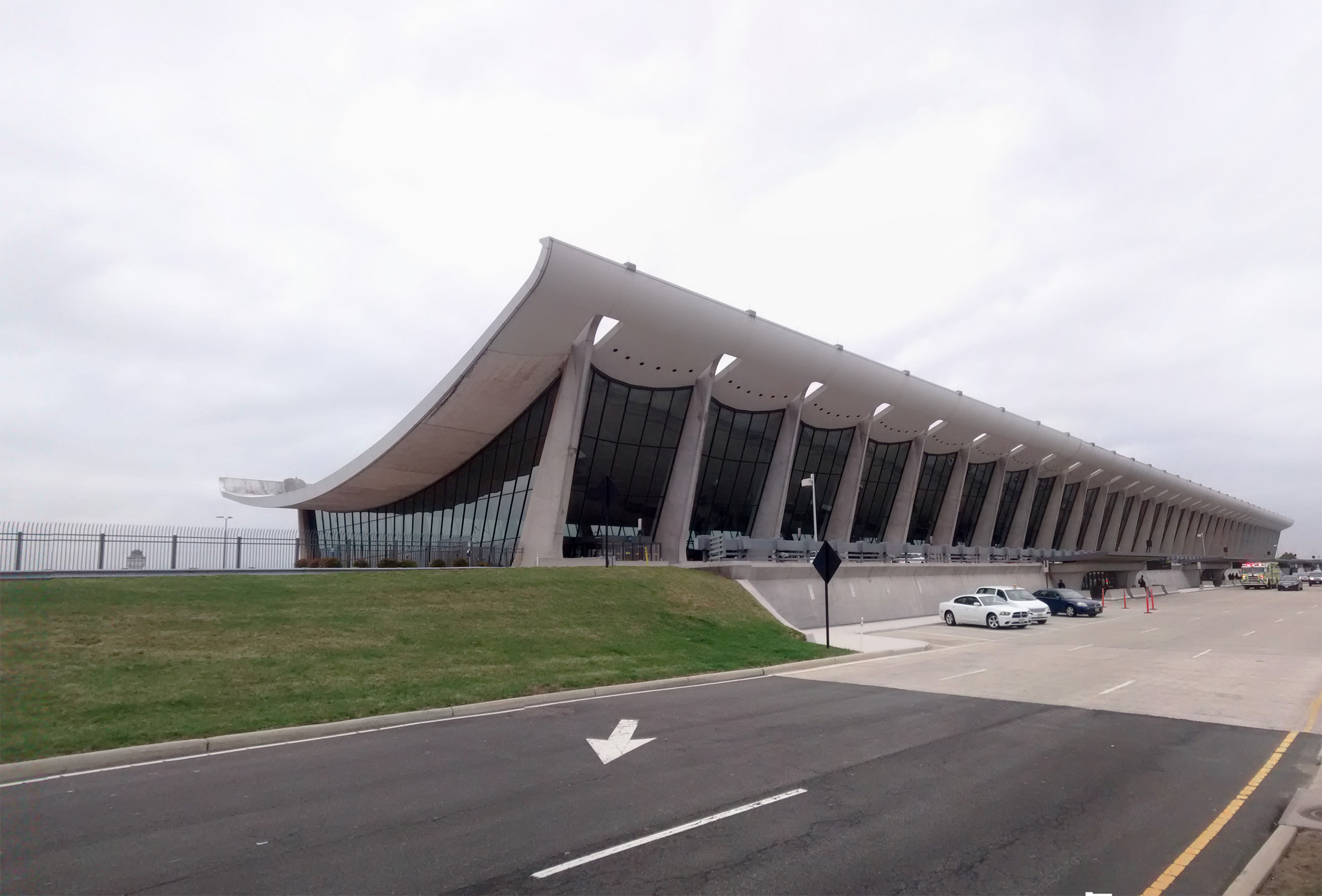 Washington Dulles International Airport main terminal