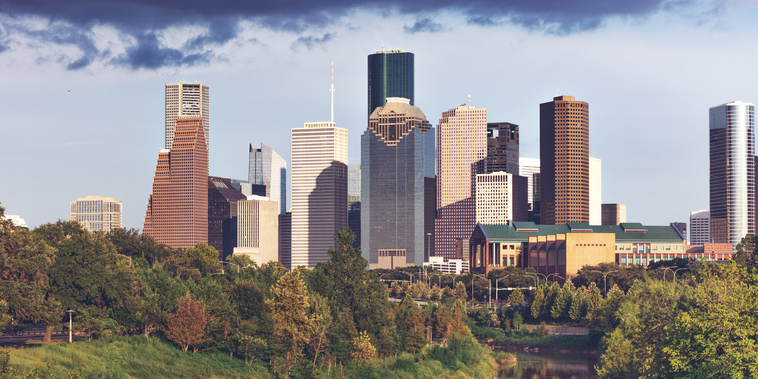 Houston: Should You Rent a Car or Rely on Public Transit?