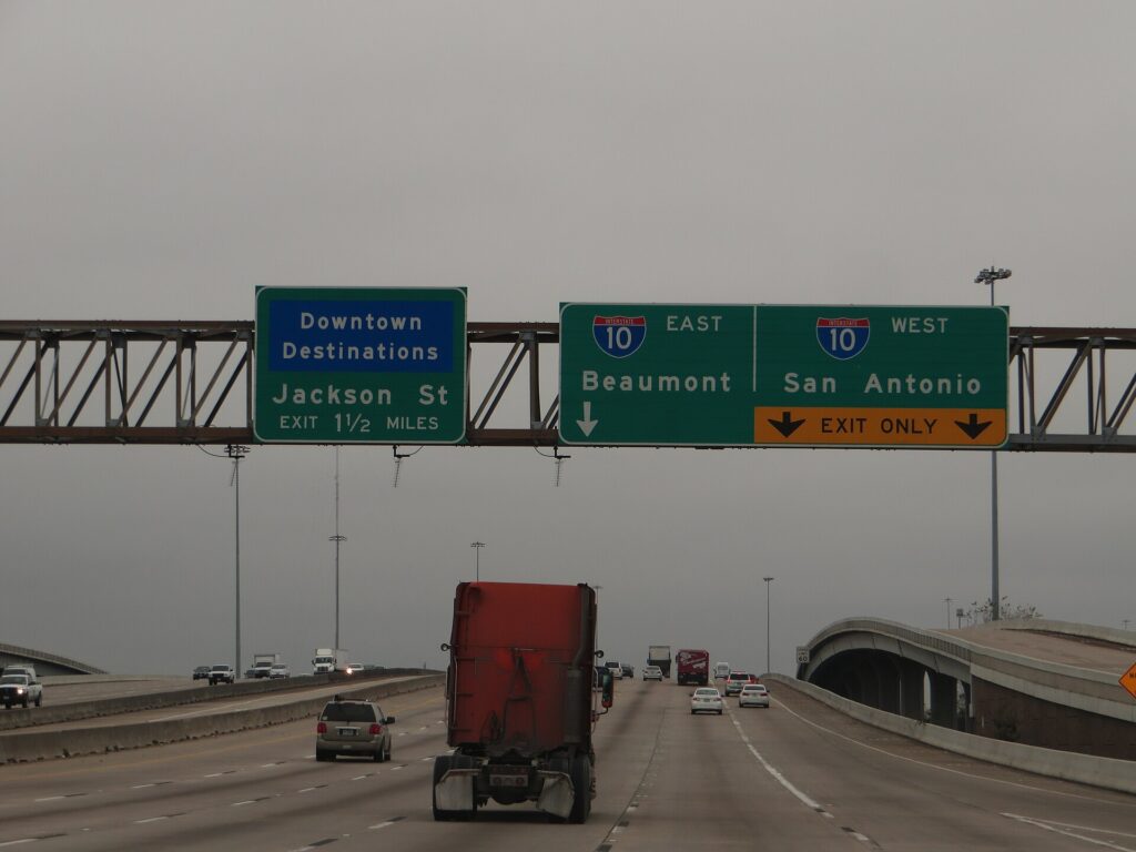 The interchange of Interstate 10 and US-59 near downtown Houston